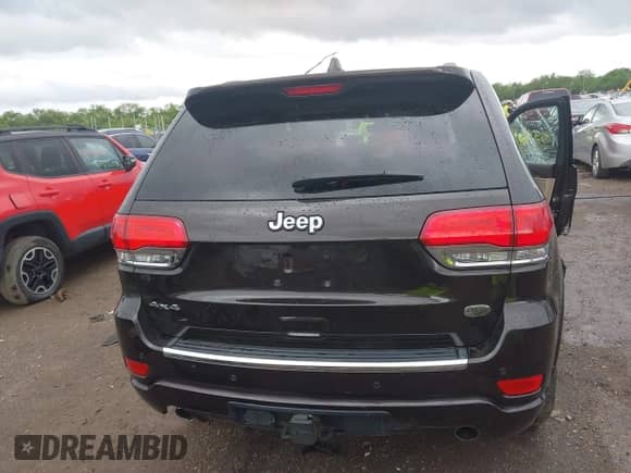 2017 Jeep Grand Cherokee Overland с VIN 1C4RJFCG7HC800403, выставлен на аукционе IAAI как лот 42309664 с пробегом 98 389 миль миль и . История ставок и продаж доступна на DreamBid. Изображение 17.