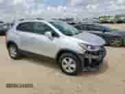 2018 Chevrolet Trax LT with VIN KL7CJPSB9JB599842, listed as a Copart auction lot 70315685 with 42,676 mi miles and Salvage title. Bid and sale history available at DreamBid. Image 4.