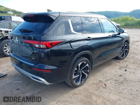 2023 Mitsubishi Outlander SEL z VIN JA4J4VA87PZ019896, wystawiony jako IAAI lot #42646987 z przebiegiem 22 494 mil mil oraz . Historia ofert i sprzedaży dostępna na DreamBid. Obrazek 4.