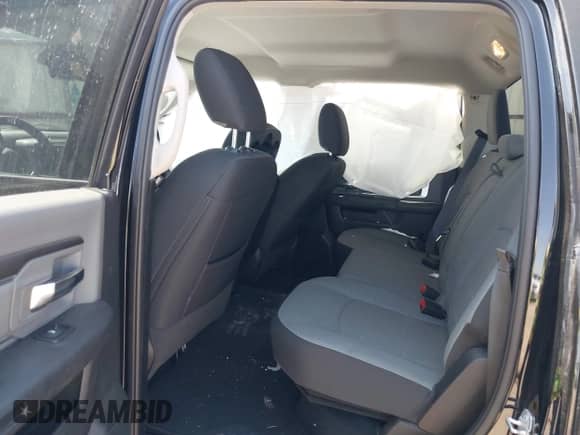 2022 Ram 1500 SLT z VIN 3C6RR7LG1NG301465, wystawiony jako IAAI lot #42768644 z przebiegiem 70 674 mil mil oraz . Historia ofert i sprzedaży dostępna na DreamBid. Obrazek 8.