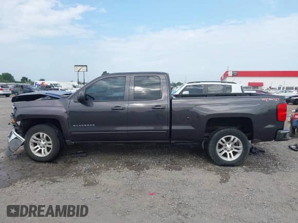 2015 Chevrolet Silverado 1500 LT с VIN 1GCVKREC6FZ185070, выставлен на аукционе IAAI как лот 42665180 с пробегом 95 687 миль миль и . История ставок и продаж доступна на DreamBid. Изображение 15.