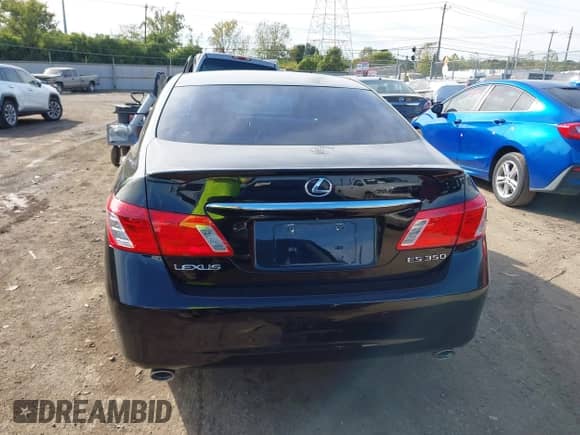 2007 Lexus ES 330 z VIN JTHBJ46G972058252, wystawiony jako IAAI lot #43426803 z przebiegiem 118 587 mil mil oraz . Historia ofert i sprzedaży dostępna na DreamBid. Obrazek 17.