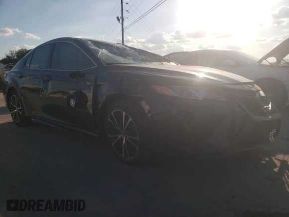 2019 Toyota Camry SE z VIN 4T1B11HK8KU693232, wystawiony jako Copart lot #85086995 z przebiegiem 82 014 mil mil oraz Szkoda całkowita • Salvage title. Historia ofert i sprzedaży dostępna na DreamBid. Obrazek 4.