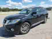 2013 Nissan Pathfinder SL z VIN 5N1AR2MMXDC613634, wystawiony jako Copart lot #71002365 z przebiegiem 166 502 mil mil oraz Czysty tytuł • Clean title. Historia ofert i sprzedaży dostępna na DreamBid. Obrazek 1.