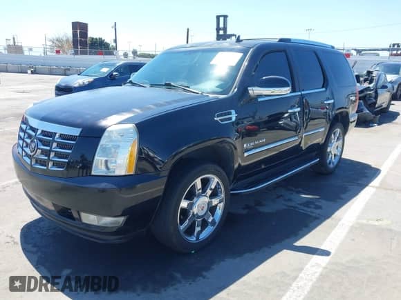 2009 Cadillac Escalade with VIN 1GYFC13259R118536, listed as a IAAI auction lot 41999085 with 138,113 mi miles and . Bid and sale history available at DreamBid. Image 2.