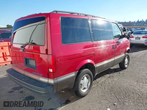 1999 Chevrolet Astro с VIN 1GNEL19W6XB104010, выставлен на аукционе IAAI как лот 41403240 с пробегом 96 904 миль миль и . История ставок и продаж доступна на DreamBid. Изображение 4.