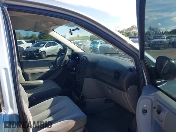 2006 Dodge Grand Caravan SE с VIN 1D4GP24R26B578227, выставлен на аукционе IAAI как лот 43045020 с пробегом 139 486 миль миль и . История ставок и продаж доступна на DreamBid. Изображение 5.