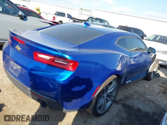 2018 Chevrolet Camaro 1LT с VIN 1G1FB1RX6J0122771, выставлен на аукционе IAAI как лот 43275704 с пробегом 145 119 миль миль и . История ставок и продаж доступна на DreamBid. Изображение 14.