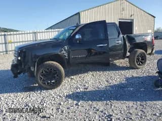 2013 Chevrolet Silverado 1500 LTZ with VIN 3GCPKTE72DG103552, listed as a Copart auction lot 52970635 with 183,096 mi miles and Salvage title. Bid and sale history available at DreamBid. Image 1.