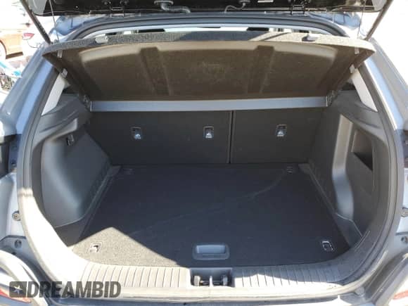 2021 Hyundai Kona SEL с VIN KM8K2CAAXMU707936, выставлен на аукционе Copart как лот 46905795 с пробегом 23 505 миль миль и Списание • Salvage title. История ставок и продаж доступна на DreamBid. Изображение 6.