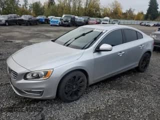 2014 Volvo S60 T5 with VIN YV1612FS7E1292639, listed as a Copart auction lot 90398935 with 163,732 mi miles and Clean title. Bid and sale history available at DreamBid. Image 1.