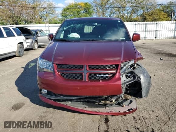 2017 Dodge Grand Caravan GT with VIN 2C4RDGEG9HR673574, listed as a Copart auction lot 85715015 with 125,709 mi miles and Salvage title. Bid and sale history available at DreamBid. Image 5.