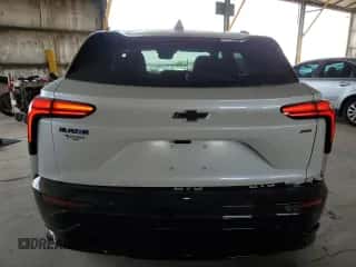 2024 Chevrolet Blazer EV RWD RS z VIN 3GNKDHRK7RS283235, wystawiony jako Copart lot #63152635 z przebiegiem 14 297 mil mil oraz Szkoda całkowita • Salvage title. Historia ofert i sprzedaży dostępna na DreamBid. Obrazek 6.