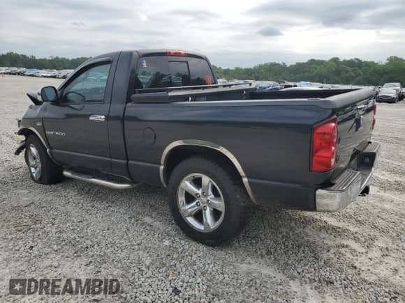 2007 Dodge 1500 SLT z VIN 1D7HA16217J642669, wystawiony jako Copart lot #54568075 z przebiegiem 141 530 mil mil oraz Szkoda całkowita • Salvage title. Historia ofert i sprzedaży dostępna na DreamBid. Obrazek 2.