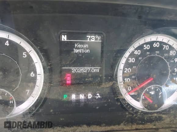 2019 Ram 1500 Big Horn z VIN 1C6RR7TT6KS575827, wystawiony jako IAAI lot #43184208 z przebiegiem 202 527 mil mil oraz . Historia ofert i sprzedaży dostępna na DreamBid. Obrazek 7.