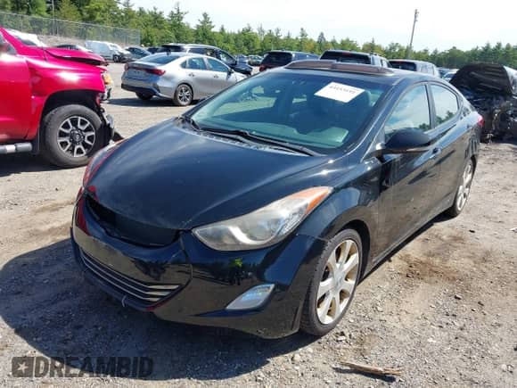 2013 Hyundai Elantra GLS z VIN KMHDH4AE3DU572606, wystawiony jako IAAI lot #43153191 z przebiegiem 147 130 mil mil oraz . Historia ofert i sprzedaży dostępna na DreamBid. Obrazek 2.
