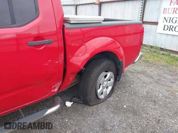 2010 Nissan Frontier LE с VIN 1N6AD0EV9AC446285, выставлен на аукционе IAAI как лот 43237860 с пробегом 166 441 миль миль и . История ставок и продаж доступна на DreamBid. Изображение 6.