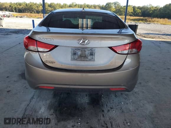 2013 Hyundai Elantra Limited с VIN 5NPDH4AE6DH235121, выставлен на аукционе Copart как лот 81562875 с пробегом Не указан миль и Списание • Salvage title. История ставок и продаж доступна на DreamBid. Изображение 6.