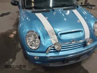 2003 MINI Hardtop S with VIN WMWRE334X3TD69184, listed as a IAAI auction lot 42609318 with 99,737 mi miles and . Bid and sale history available at DreamBid. Image 6.