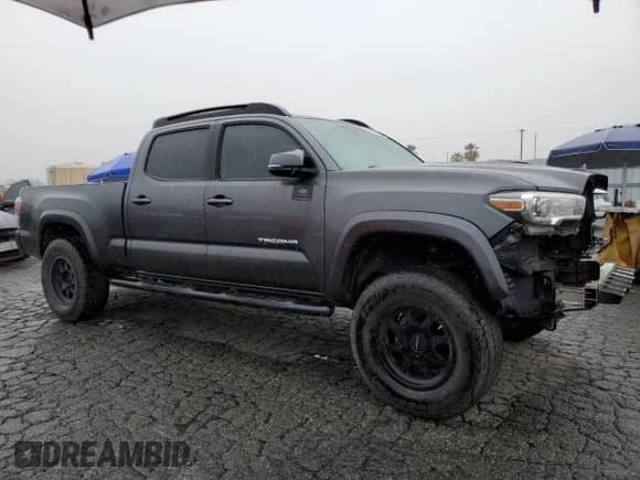 2020 Toyota Tacoma SR5 с VIN 3TMBZ5DN1LM026688, выставлен на аукционе Copart как лот 48474175 с пробегом 25 358 миль миль и Списание • Salvage title. История ставок и продаж доступна на DreamBid. Изображение 4.