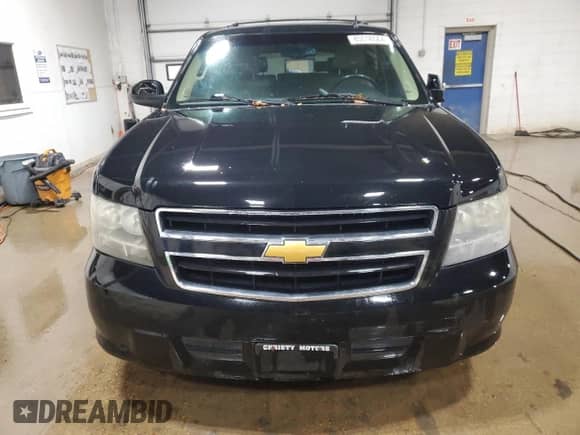 2008 Chevrolet Tahoe z VIN 1GNFK13538R271991, wystawiony jako Copart lot #85516564 z przebiegiem 195 808 mil mil oraz Czysty tytuł • Clean title. Historia ofert i sprzedaży dostępna na DreamBid. Obrazek 5.