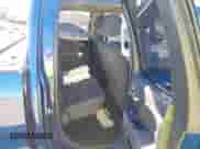 2017 Chevrolet Silverado 1500 LT z VIN 1GCVKREC4HZ396769, wystawiony jako IAAI lot #43465061 z przebiegiem 126 379 mil mil oraz . Historia ofert i sprzedaży dostępna na DreamBid. Obrazek 8.