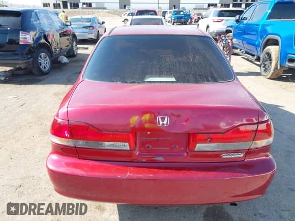 2002 Honda Accord SE z VIN 1HGCG66862A077088, wystawiony jako IAAI lot #43005506 z przebiegiem 183 261 mil mil oraz . Historia ofert i sprzedaży dostępna na DreamBid. Obrazek 16.