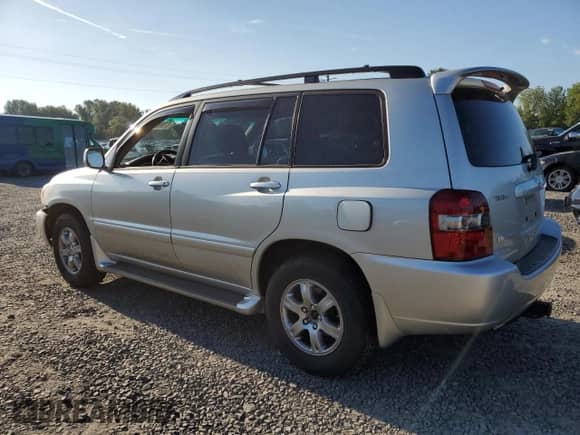 2004 Toyota Highlander с VIN JTEEP21A540007242, выставлен на аукционе Copart как лот 67999425 с пробегом 237 677 миль миль и Списание • Salvage title. История ставок и продаж доступна на DreamBid. Изображение 2.