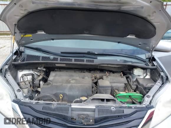 2013 Toyota Sienna LE AAS with VIN 5TDKK3DC5DS348078, listed as a IAAI auction lot 43319089 with 133,827 mi miles and . Bid and sale history available at DreamBid. Image 10.