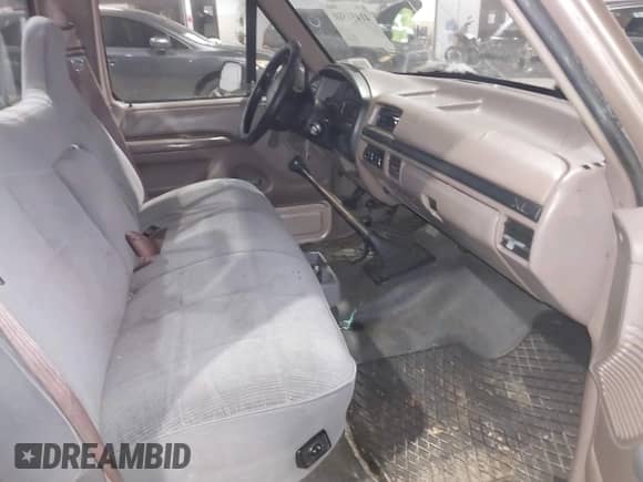 1996 Ford F-150 с VIN 1FTEF14YXTLA94532, выставлен на аукционе IAAI как лот 42358426 с пробегом Не указан миль и . История ставок и продаж доступна на DreamBid. Изображение 5.