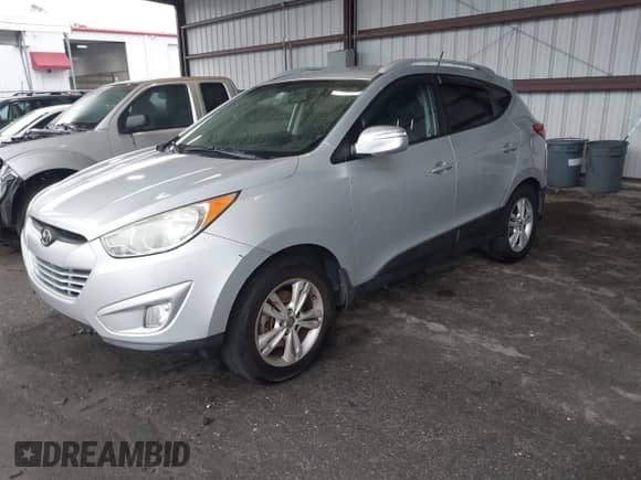 2013 Hyundai Tucson GLS с VIN KM8JU3AC0DU759177, выставлен на аукционе IAAI как лот 43545262 с пробегом 154 976 миль миль и . История ставок и продаж доступна на DreamBid. Изображение 2.