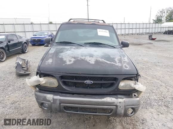 2000 Ford Explorer Sport с VIN 1FMYU60E0YUA32680, выставлен на аукционе IAAI как лот 43313986 с пробегом 286 978 миль миль и . История ставок и продаж доступна на DreamBid. Изображение 12.
