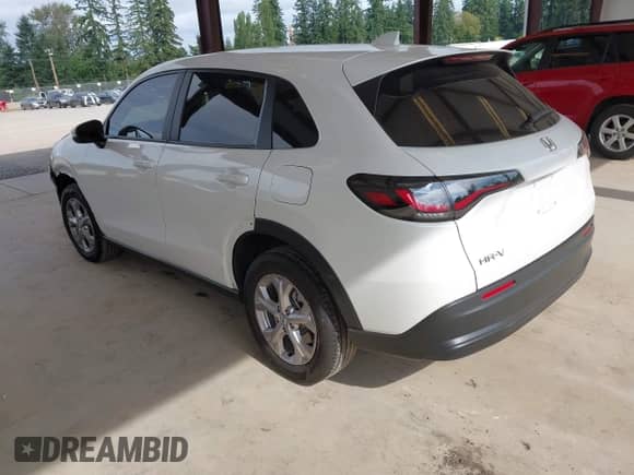 2024 Honda HR-V LX with VIN 3CZRZ2H39RM756065, listed as a IAAI auction lot 42588048 with 6,796 mi miles and . Bid and sale history available at DreamBid. Image 3.