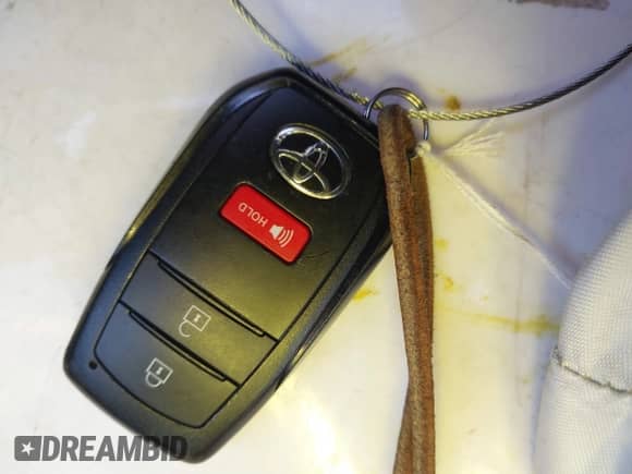 2024 Toyota Tacoma SR5 with VIN 3TMLB5JN3RM028853, listed as a IAAI auction lot 40990601 with 10,095 mi miles and . Bid and sale history available at DreamBid. Image 11.