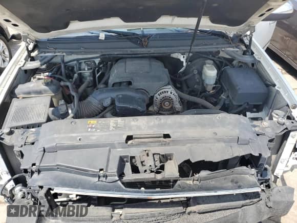 2014 Chevrolet Tahoe LTZ z VIN 1GNSKCE06ER205667, wystawiony jako Copart lot #54498035 z przebiegiem 93 433 mil mil oraz Szkoda całkowita • Salvage title. Historia ofert i sprzedaży dostępna na DreamBid. Obrazek 12.