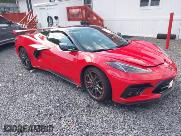 2024 Chevrolet Corvette 3LT z VIN 1G1YC3D49R5107274, wystawiony jako IAAI lot #43240449 z przebiegiem Nie podano mil oraz . Historia ofert i sprzedaży dostępna na DreamBid. Obrazek 1.