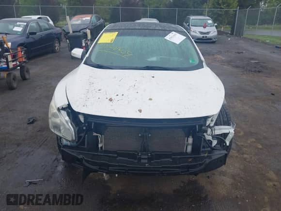 2014 Nissan Maxima S z VIN 1N4AA5AP5EC911401, wystawiony jako IAAI lot #43011639 z przebiegiem 179 267 mil mil oraz . Historia ofert i sprzedaży dostępna na DreamBid. Obrazek 13.