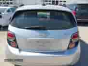 2015 Chevrolet Sonic LS с VIN 1G1JA6SH3F4217401, выставлен на аукционе IAAI как лот 42874074 с пробегом 93 823 миль миль и . История ставок и продаж доступна на DreamBid. Изображение 16.