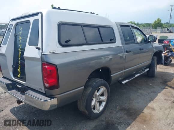 2007 Dodge 1500 SLT with VIN 1D7HU18217S262522, listed as a IAAI auction lot 42578588 with 213,343 mi miles and . Bid and sale history available at DreamBid. Image 4.