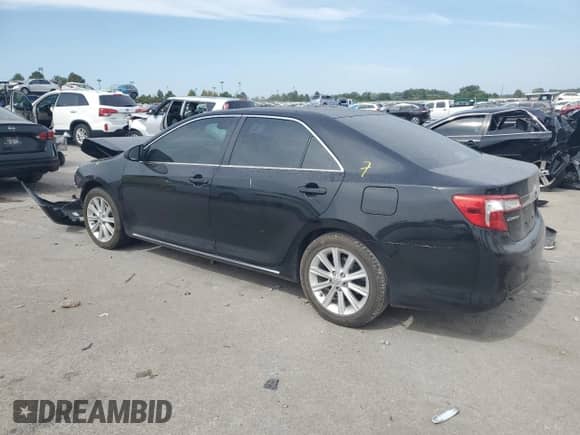 2014 Toyota Camry XLE with VIN 4T4BF1FK9ER358866, listed as a Copart auction lot 81413005 with 125,953 mi miles and Salvage title. Bid and sale history available at DreamBid. Image 2.