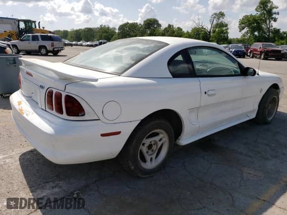 1996 Ford Mustang z VIN 1FALP4041TF206244, wystawiony jako Copart lot #56311934 z przebiegiem 123 572 mil mil oraz Szkoda całkowita • Salvage title. Historia ofert i sprzedaży dostępna na DreamBid. Obrazek 3.