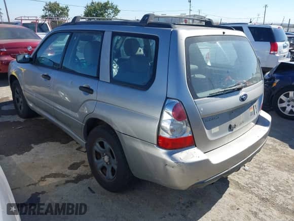 2006 Subaru Forester X with VIN JF1SG636X6H705475, listed as a IAAI auction lot 42991554 with 205,108 mi miles and . Bid and sale history available at DreamBid. Image 3.