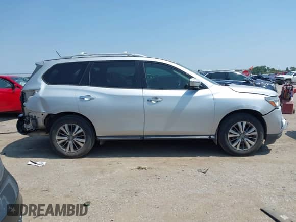2018 Nissan Pathfinder SV with VIN 5N1DR2MN4JC621553, listed as a IAAI auction lot 43169667 with 229,281 mi miles and . Bid and sale history available at DreamBid. Image 14.
