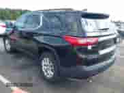 2020 Chevrolet Traverse LT z VIN 1GNEVHKWXLJ147035, wystawiony jako IAAI lot #43049671 z przebiegiem 93 340 mil mil oraz . Historia ofert i sprzedaży dostępna na DreamBid. Obrazek 3.