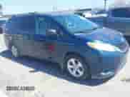 2011 Toyota Sienna LE with VIN 5TDKK3DCXBS117125, listed as a IAAI auction lot 42218382 with 232,320 mi miles and . Bid and sale history available at DreamBid. Image 1.