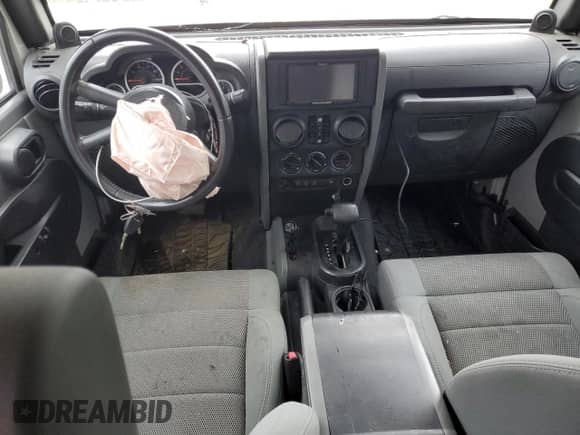 2007 Jeep Wrangler Unlimited Rubicon with VIN 1J4GA69167L190996, listed as a Copart auction lot 51627285 with Not provided miles and Salvage title. Bid and sale history available at DreamBid. Image 8.