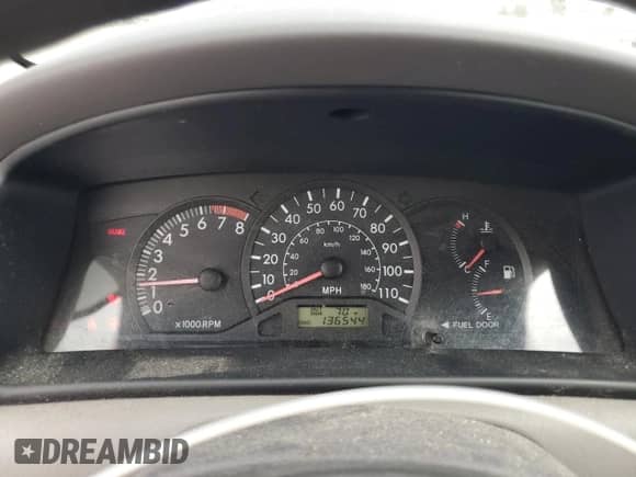 2003 Toyota Corolla CE with VIN JTDBR32EX32007197, listed as a Copart auction lot 81301215 with 136,544 mi miles and Salvage title. Bid and sale history available at DreamBid. Image 9.