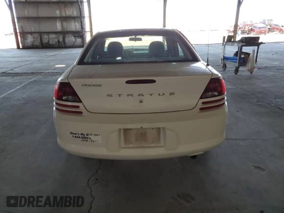 2004 Dodge Stratus SE with VIN 1B3EL36T74N419991, listed as a Copart auction lot 61272445 with 113,928 mi miles and Salvage title. Bid and sale history available at DreamBid. Image 6.