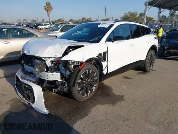 2024 Chevrolet Blazer EV eAWD RS с VIN 3GNKDCRJ4RS279735, выставлен на аукционе IAAI как лот 43114424 с пробегом 1 919 миль миль и . История ставок и продаж доступна на DreamBid. Изображение 20.