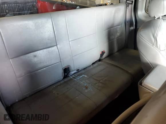 2003 Ford F-150 XL с VIN 1FTRX08L33KD82101, выставлен на аукционе Copart как лот 43161485 с пробегом 221 823 миль миль и Списание • Salvage title. История ставок и продаж доступна на DreamBid. Изображение 10.